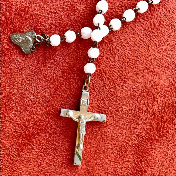 Beautiful Reworked Artisan VINTAGE ROSARY Lariat Style NECKLACE O/S - Picture 7 of 12